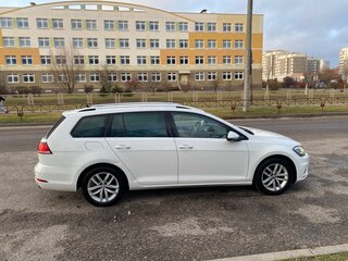 2018 Volkswagen Golf VII Рестайлинг, белый, 1250000 рублей, вид 4