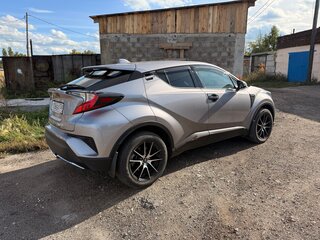 2018 Toyota C-HR I, серый, 2299000 рублей, вид 4