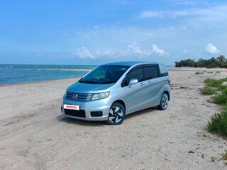 2011 Honda Freed Spike I, серебристый, 1100000 рублей, вид 1