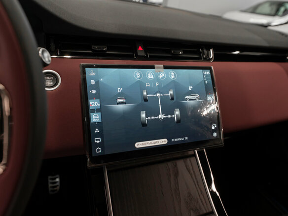 2025 Land Rover Range Rover Evoque II Рестайлинг, белый - вид 25