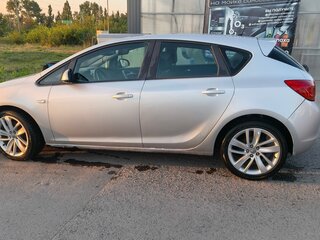 2012 Opel Astra J, серебристый, 670000 рублей, вид 3