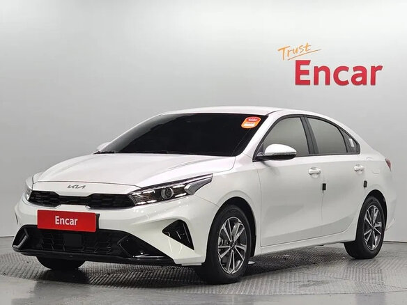 2024 Kia K3 II (China Market) Рестайлинг, белый, 1900000 рублей