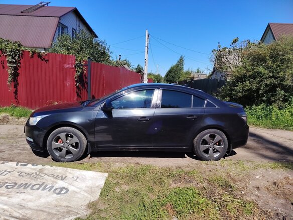 2011 Chevrolet Cruze I, чёрный, 625000 рублей - вид 7