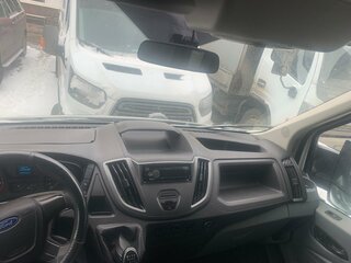 2017 Ford Transit, белый, 1550000 рублей, вид 3