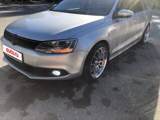 2012 Volkswagen Jetta VI, серебристый, 755000 рублей, вид 1
