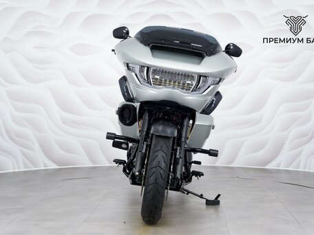 2025 Harley-Davidson CVO Road Glide ST, серебристый, 5299000 рублей, вид 4