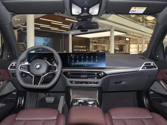 2025 BMW 3 серии 330i VII (G2x) Рестайлинг, серебристый, 5668000 рублей - вид 9