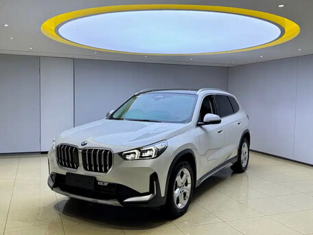 2023 BMW X1 Long 20Li sDrive III (U11/U12), белый, 3900000 рублей, вид 1