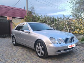 2000 Mercedes-Benz C-Класс 200 II (W203), белый, 670000 рублей, вид 3