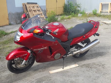 1999 Honda CBR 1100 XX, красный, 500000 рублей, вид 3