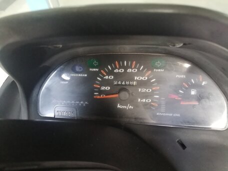 2000 Yamaha Majesty 125/180, золотистый, 159000 рублей, вид 5