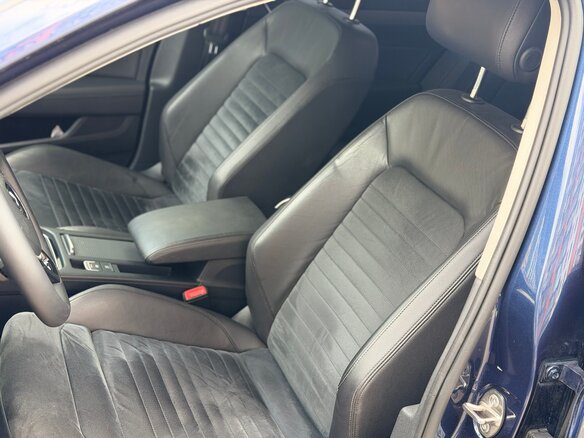2015 Volkswagen Passat B8, синий - вид 18