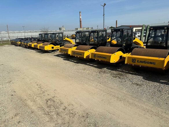 2022 LiuGong CLG 6114E, 5800000 рублей - вид 6