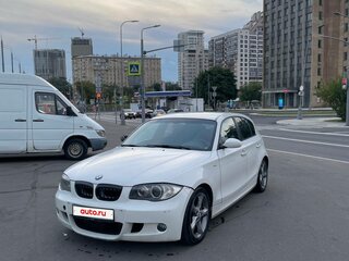 2008 BMW 1 серии 116i I (E81/E82/E87/E88) Рестайлинг, белый, 800000 рублей, вид 1