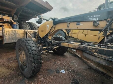 2014 Caterpillar 140, жёлтый, 7468500 рублей, вид 3