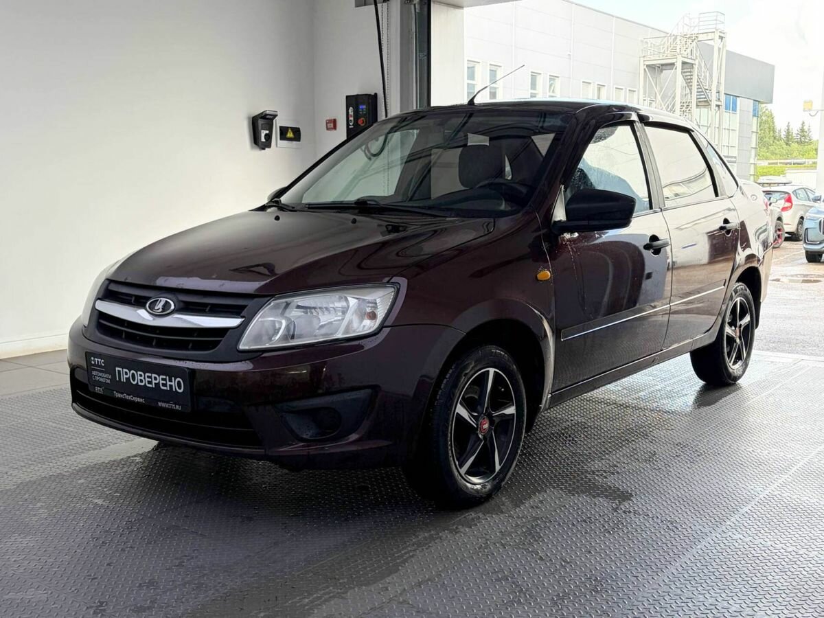 Открыть фотографии: Lada (ВАЗ) Granta I