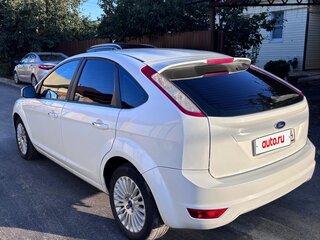 2009 Ford Focus II Рестайлинг, белый, 590000 рублей, вид 4