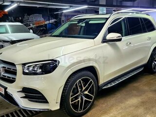 2020 Mercedes-Benz GLS 450 II (X167), белый, 10000000 рублей, вид 1