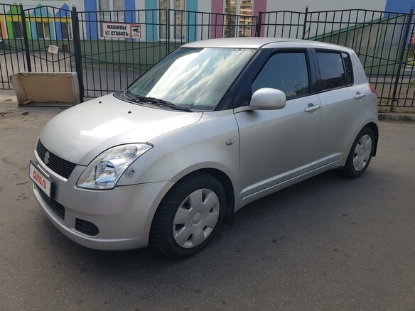 2007 Suzuki Swift III, серебристый