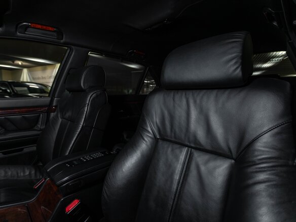 1998 BMW 7 серии 750Li III (E38) Рестайлинг, чёрный - вид 25