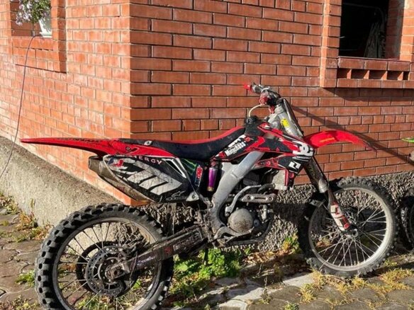 2009 Honda CRF 250R, красный, 259000 рублей - вид 4
