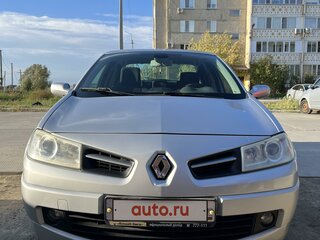 2008 Renault Megane II Рестайлинг, серебристый, 590000 рублей, вид 1