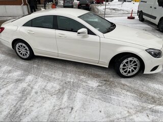 2016 Mercedes-Benz CLS 250 BlueTEC II (C218) Рестайлинг, белый, 3500000 рублей, вид 4
