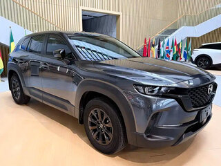 2023 Mazda CX-50, серый, 2300000 рублей, вид 2