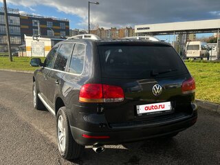 2006 Volkswagen Touareg I, чёрный, 840000 рублей, вид 5