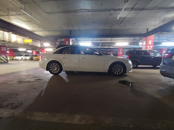 2012 Audi A4 IV (B8) Рестайлинг, белый, 1300000 рублей - вид 1