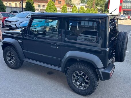 2023 Suzuki Jimny Sierra IV, чёрный, 1930000 рублей, вид 4