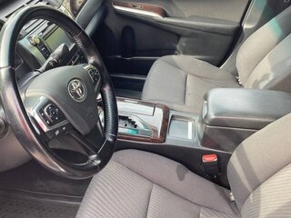 2015 Toyota Camry VII (XV50) Рестайлинг, серый, 2300000 рублей, вид 5