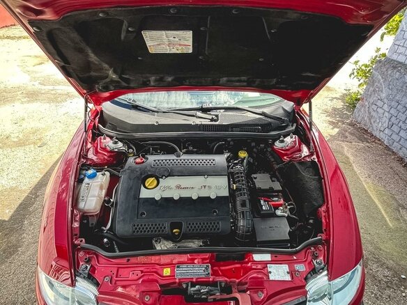 2007 Alfa Romeo GT, красный - вид 7