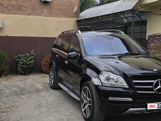 2010 Mercedes-Benz GL-Класс 500 I (X164) Рестайлинг, чёрный, 1300000 рублей, вид 3