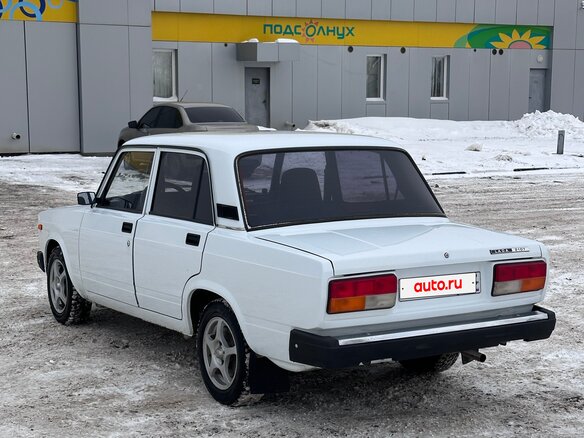 2011 Lada (ВАЗ) 2107, белый, 220000 рублей - вид 6