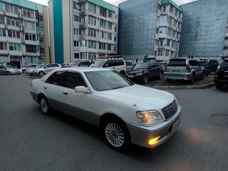 2000 Toyota Crown XI (S170), белый, 1080000 рублей, вид 3