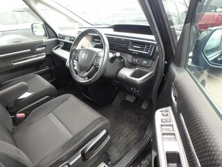 2018 Honda Stepwgn Spada V Рестайлинг, чёрный, 2900000 рублей, вид 5