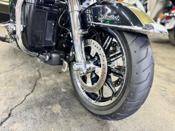 2018 Harley-Davidson Electra Glide, зелёный, 1690000 рублей - вид 28