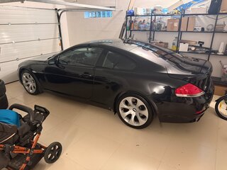 2007 BMW 6 серии 650i II (E63/E64), чёрный, 1690000 рублей, вид 4