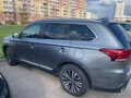 2019 Mitsubishi Outlander III Рестайлинг 3, серый, 1700000 рублей - вид 3