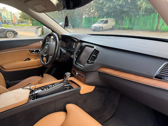2015 Volvo XC90 II, бежевый, 4000000 рублей - вид 12
