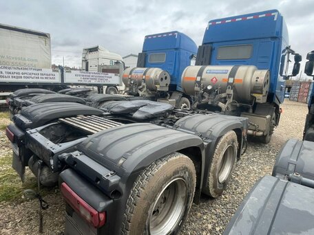 2023 IVECO-Hongyan 6x4 (CQ4256), синий, 3212820 рублей, вид 3