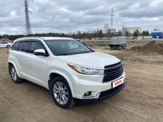 2015 Toyota Highlander III (XU50), белый, 3200000 рублей, вид 2