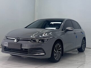 2022 Volkswagen Golf VIII, серый, 1745000 рублей, вид 3