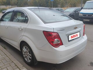 2014 Chevrolet Aveo II, белый, 1250000 рублей, вид 5