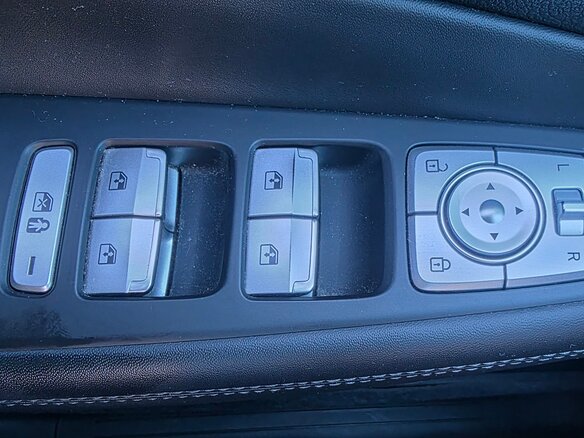 2020 Hyundai Santa Fe IV Рестайлинг, чёрный, 3261000 рублей - вид 27