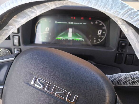 2024 Isuzu Elf (N-series), жёлтый, 7500000 рублей - вид 8