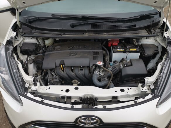 2018 Toyota Sienta II, белый, 1900000 рублей - вид 14