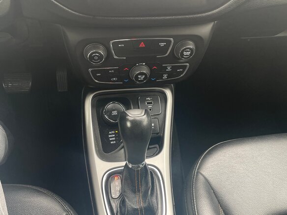 2019 Jeep Compass II, белый, 1200000 рублей - вид 6