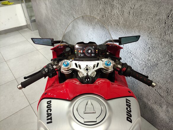 2024 Ducati Panigale V4, красный, 5000000 рублей - вид 10